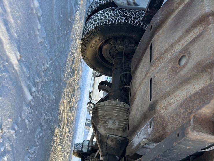 ford-f350-xlt-image-35