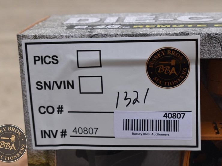 dream-bridge-2.4ghz-8-channel-remote-control-excavator-image-5