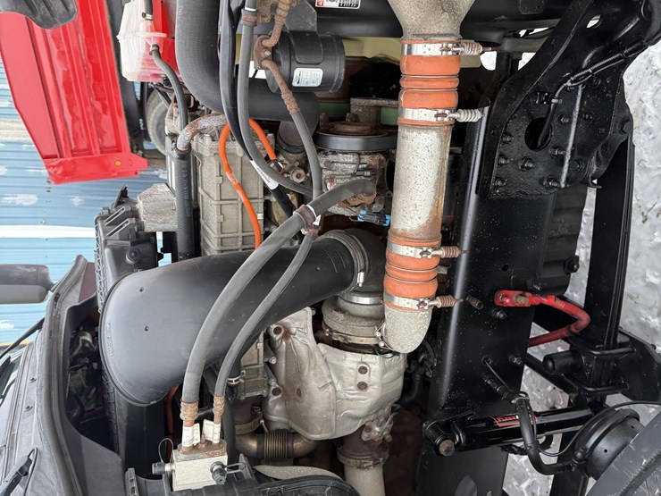 2016-freightliner-cascadia-125-image-48