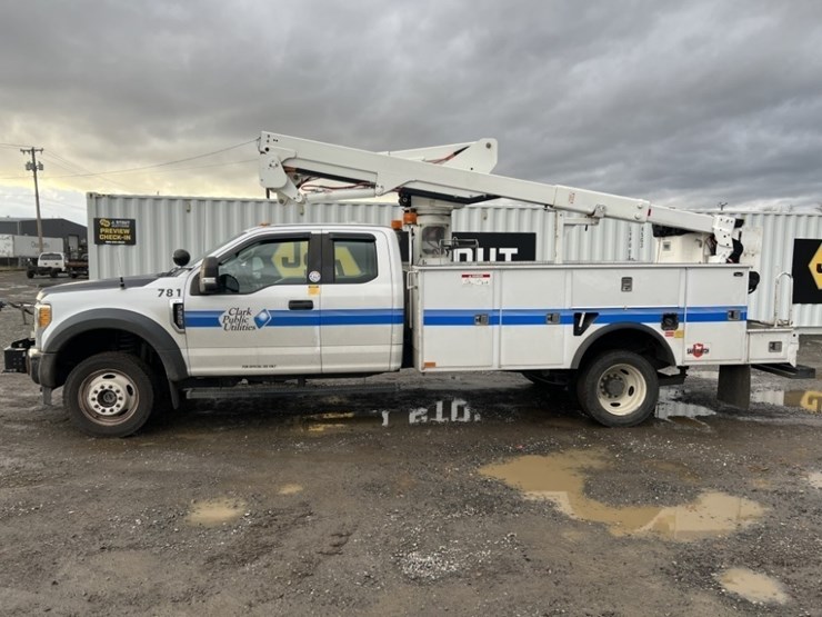 2017-ford-f550-image-7