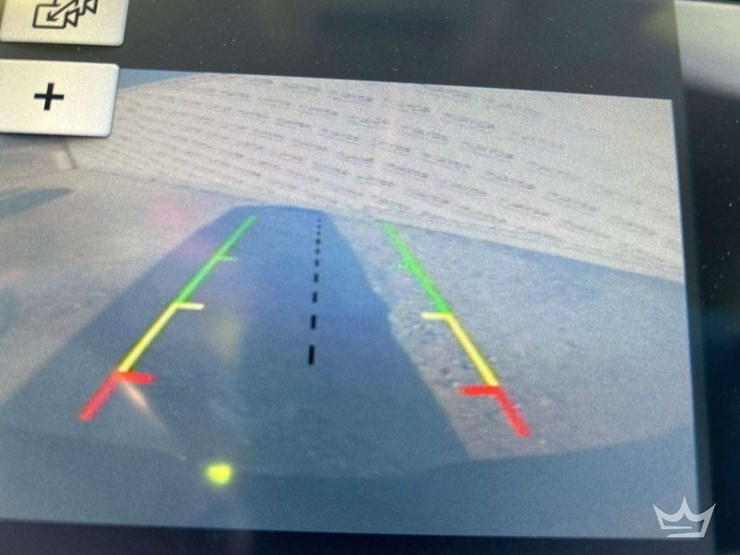 2019-ford-f-350-4x4-crew-cab-pickup-truck-image-15