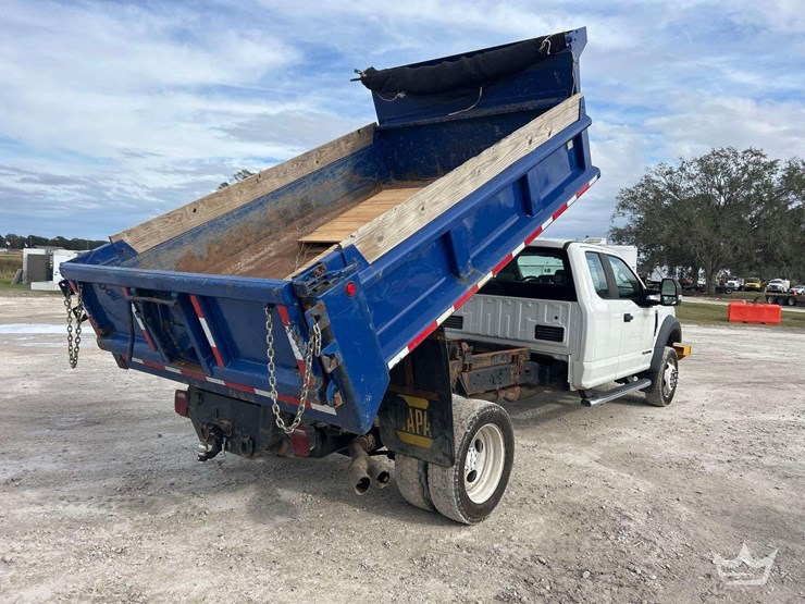 2017-ford-f-550-4x4-ext.-cab-mason-dump-truck-image-3