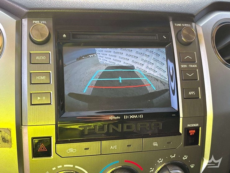 2017-toyota-tundra-sr5-ext.-cab-pickup-truck-image-17