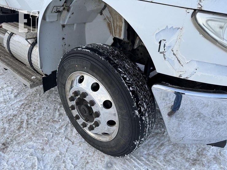 international-durastar-4400-image-26