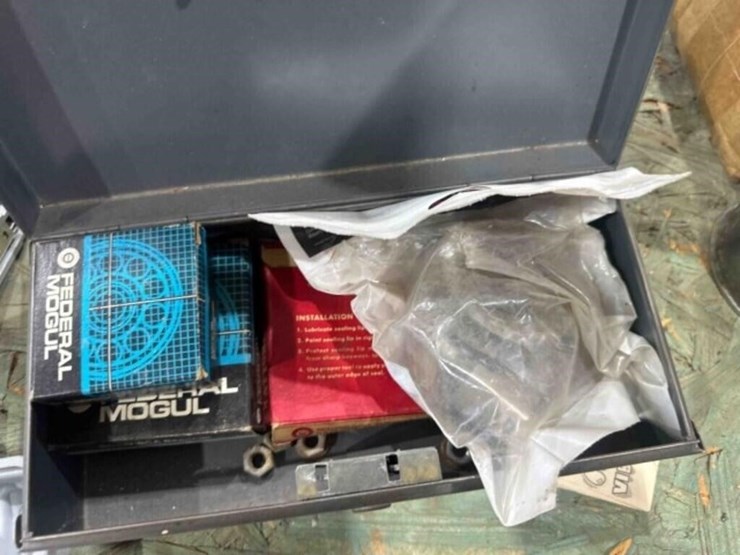 12v-compressor,-grease-kit,-bearings-image-4