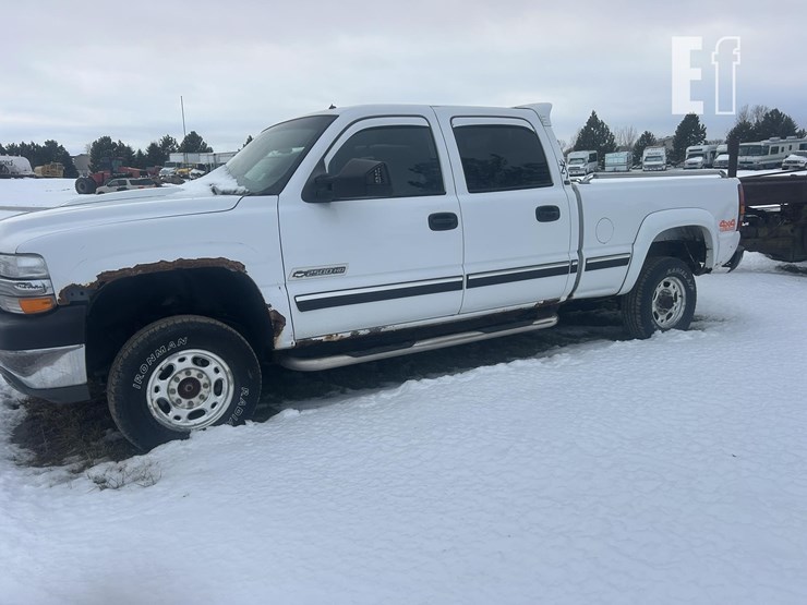 2001-chevrolet-silverado-2500hd-image-1