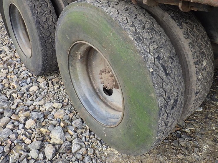 chevrolet-70-image-13