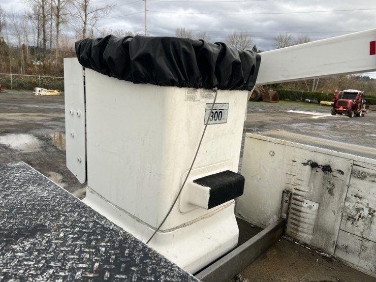 2017-ford-f550-image-22