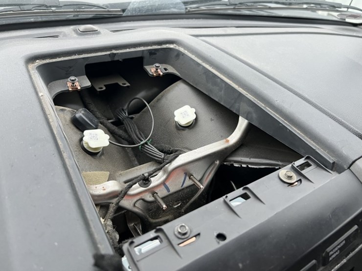 2017-ford-f550-image-35