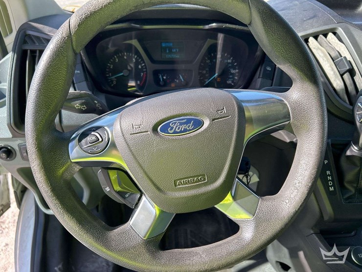 2017-ford-transit-250-cargo-van-image-13