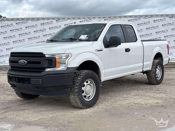 2019-ford-f-150-4x4-ext.-cab-pickup-truck-image-1
