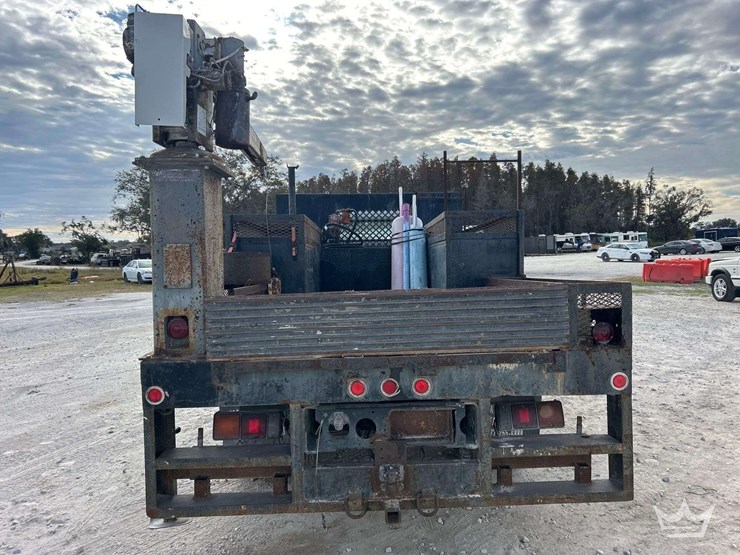 2005-mitsubishi-fuso-fe84d-auto-crane-3203-prx-3,200-lb-crane-utility-truck-image-33