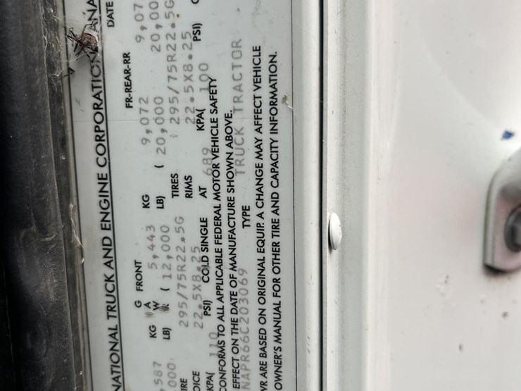 2006-international-9400-image-12