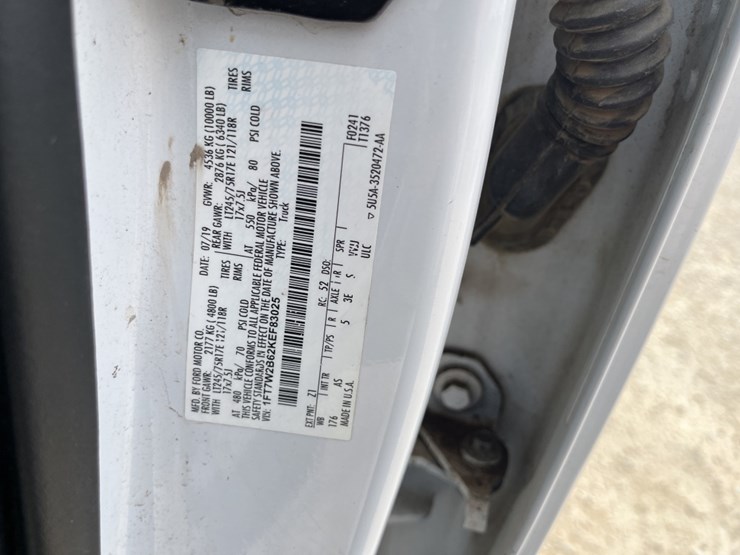 2019-ford-f250-image-24