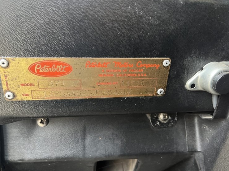 1988-peterbilt-379-image-19