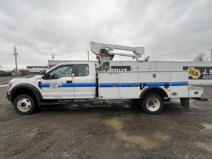 2017-ford-f550-image-7