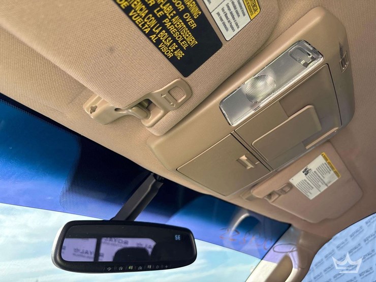 2017-toyota-tundra-sr5-ext.-cab-pickup-truck-image-18