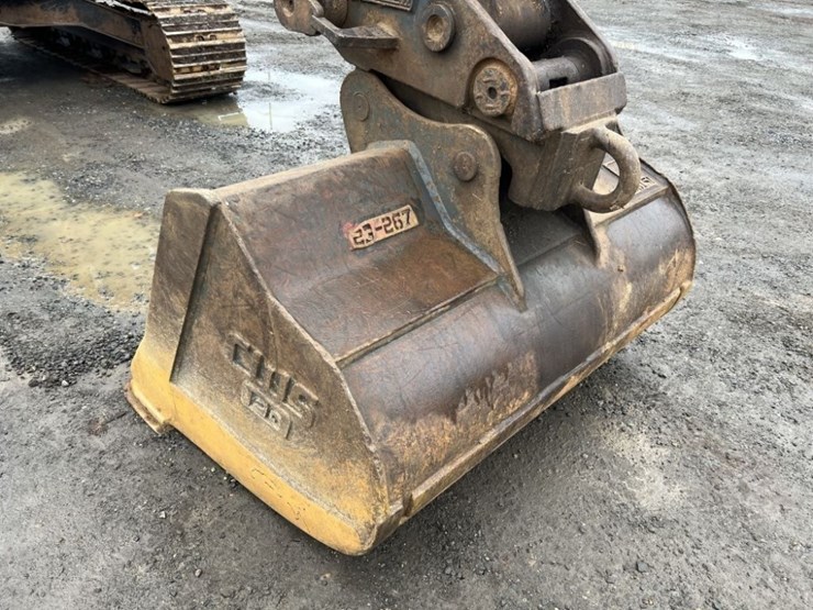 2007-deere-120c-image-11