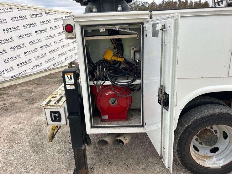 2016-ford-f-550-venturo-ht40kxx-3-ton-crane-mechanics-truck-image-25