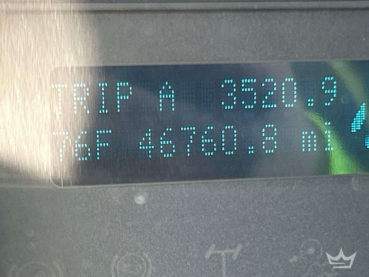 2015-ford-f-250-crew-cab-pickup-truck-image-6