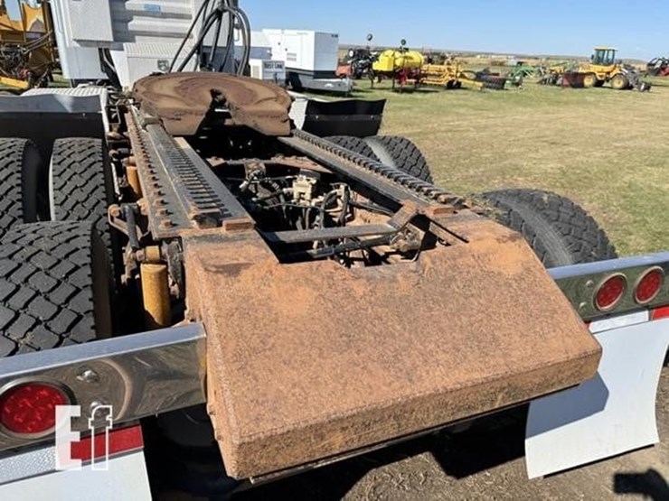 2008-kenworth-t800-image-59