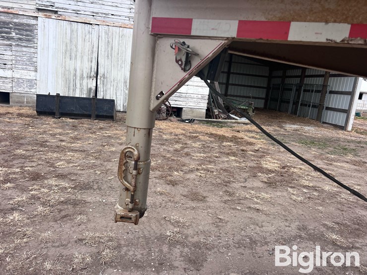 2003-titan-trailer-image-9