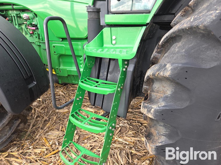 john-deere-8130-image-10