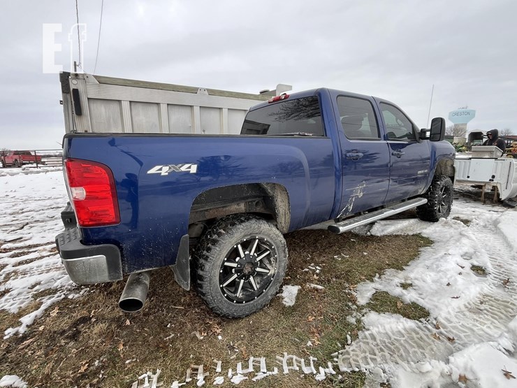 chevrolet-silverado-2500hd-ltz-image-5