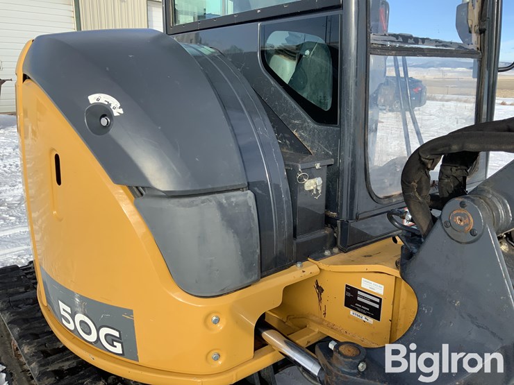 2020-deere-50g-image-16