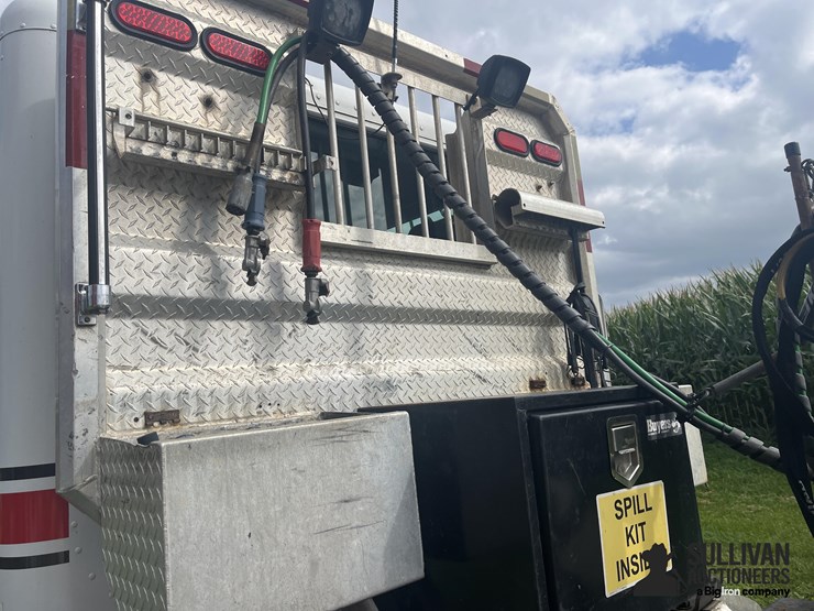 1998-peterbilt-378-image-19