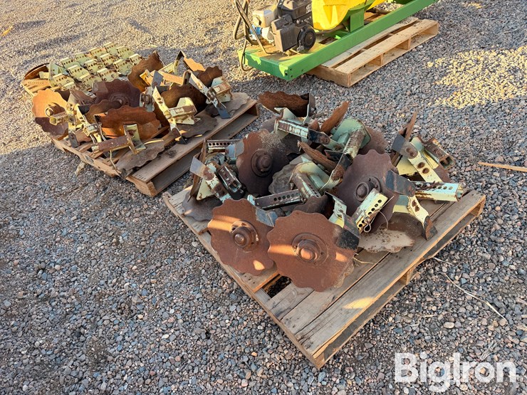 john-deere-7100-image-1