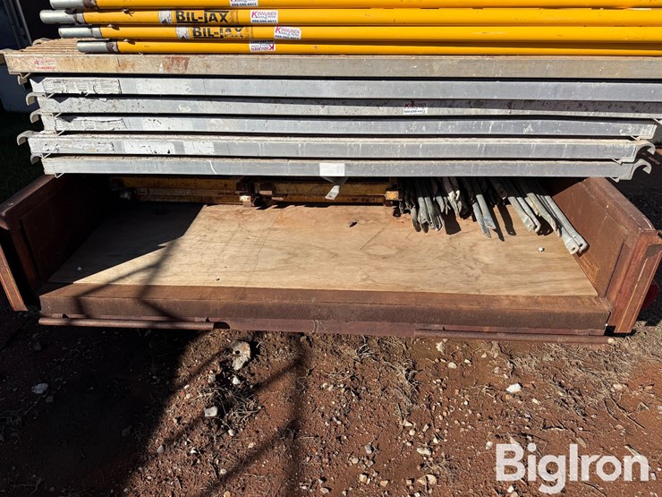bil-jax-5'x6'-scaffolding-&-flatbed-trailer-image-12