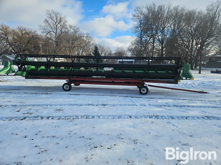 john-deere-630f-image-2