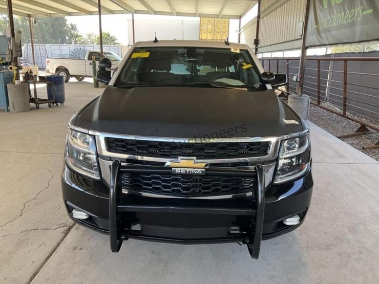 chevrolet-tahoe-image-3