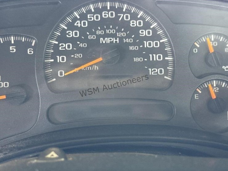 2005-gmc-sierra-3500-image-19