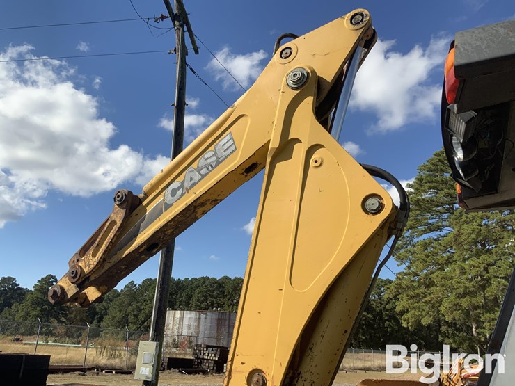 2006-case-580m-image-19