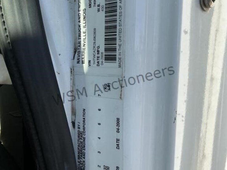 2009-international-7400-image-25