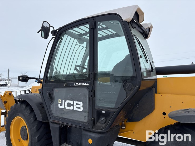 jcb-550-140-image-11