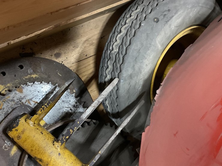 new-holland-br7090-image-9