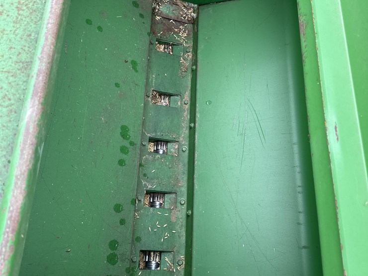 john-deere-750-image-17