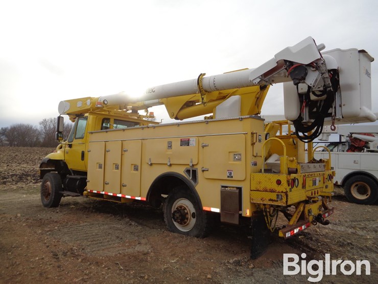 2007-international-7400-image-10