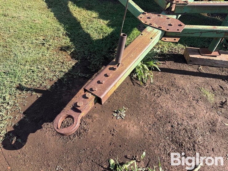 john-deere-8200-image-9