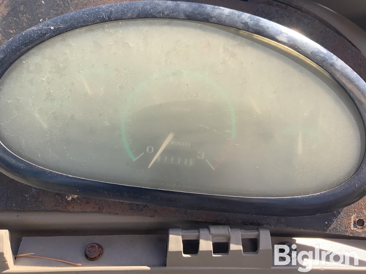 2006-case-580m-image-9