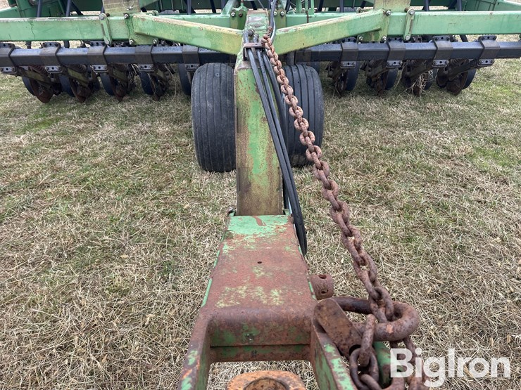 john-deere-750-image-10