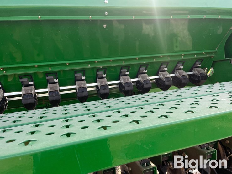 great-plains-bd7600-26-image-18