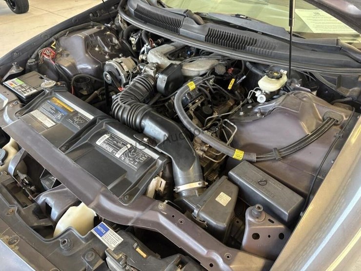 1994-chevrolet-camaro-hatchback-image-11