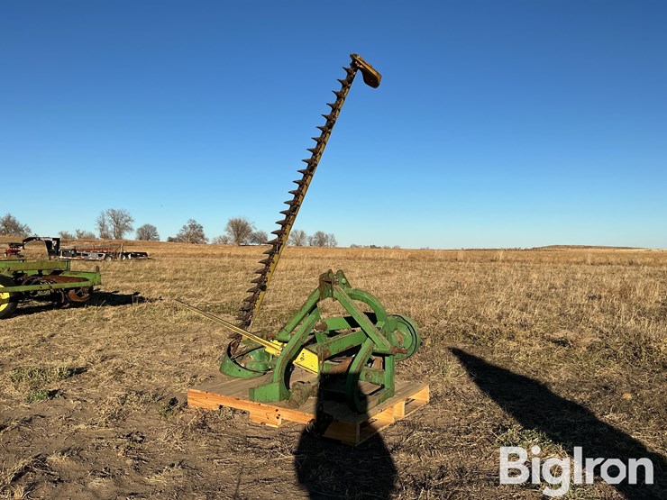 john-deere-350-image-1