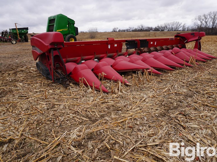 2012-case-ih-3412-image-3