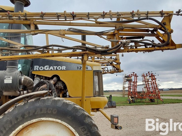 ag-chem-rogator-1254-image-14