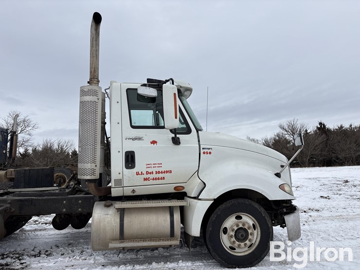 2011-international-prostar-image-14